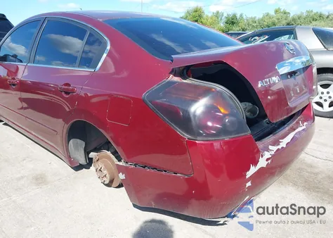 2010 Nissan Altima 2.5 S z USA, uszkodzony, nr VIN 1N4AL2AP5AN471123